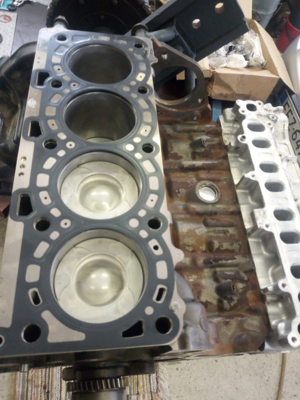 cylinders and pistons